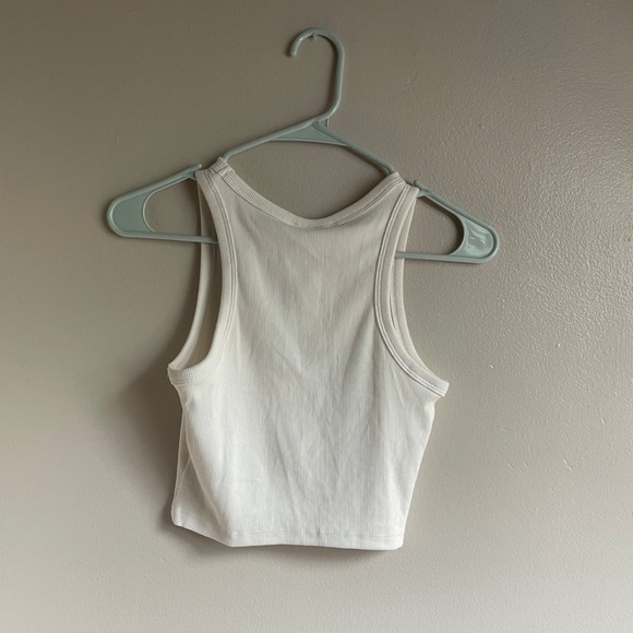 H&M Ribbed Racerback Crop Tank - Picture 3 of 6